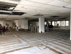 100 Am (D2), Office #588152431